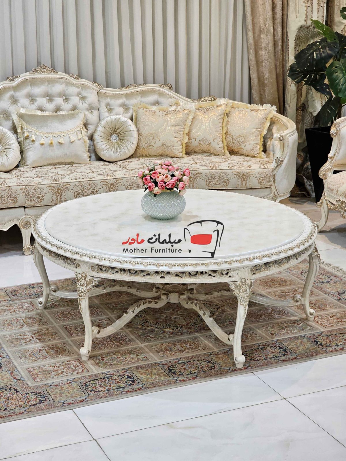 مبل سلطنتی جدید